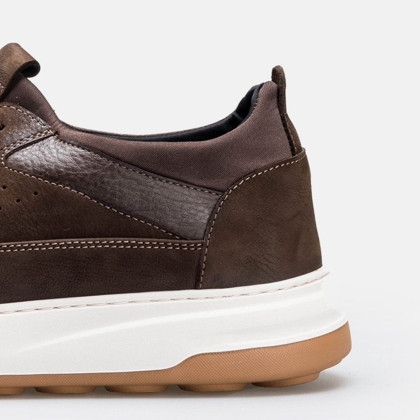 Volzak 317 basket en nubuck Marron