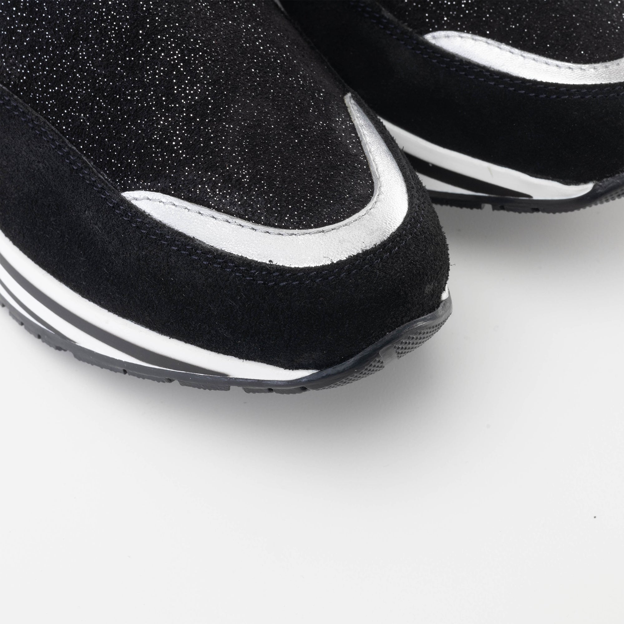 Volzak 144 Basket en daim Noir