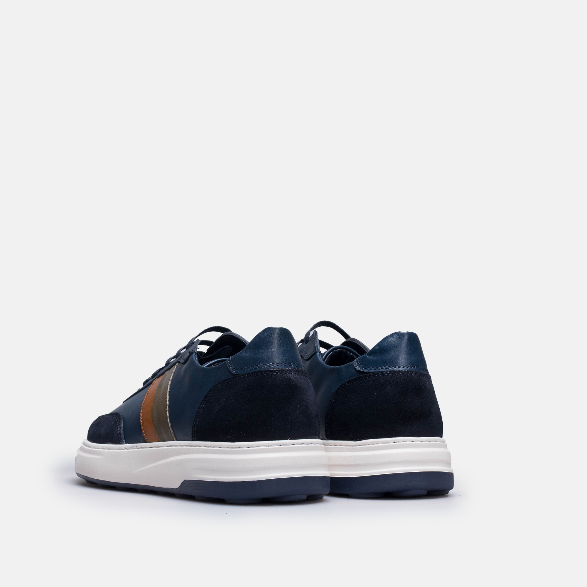 Volzak 7000 basket en cuir Bleu