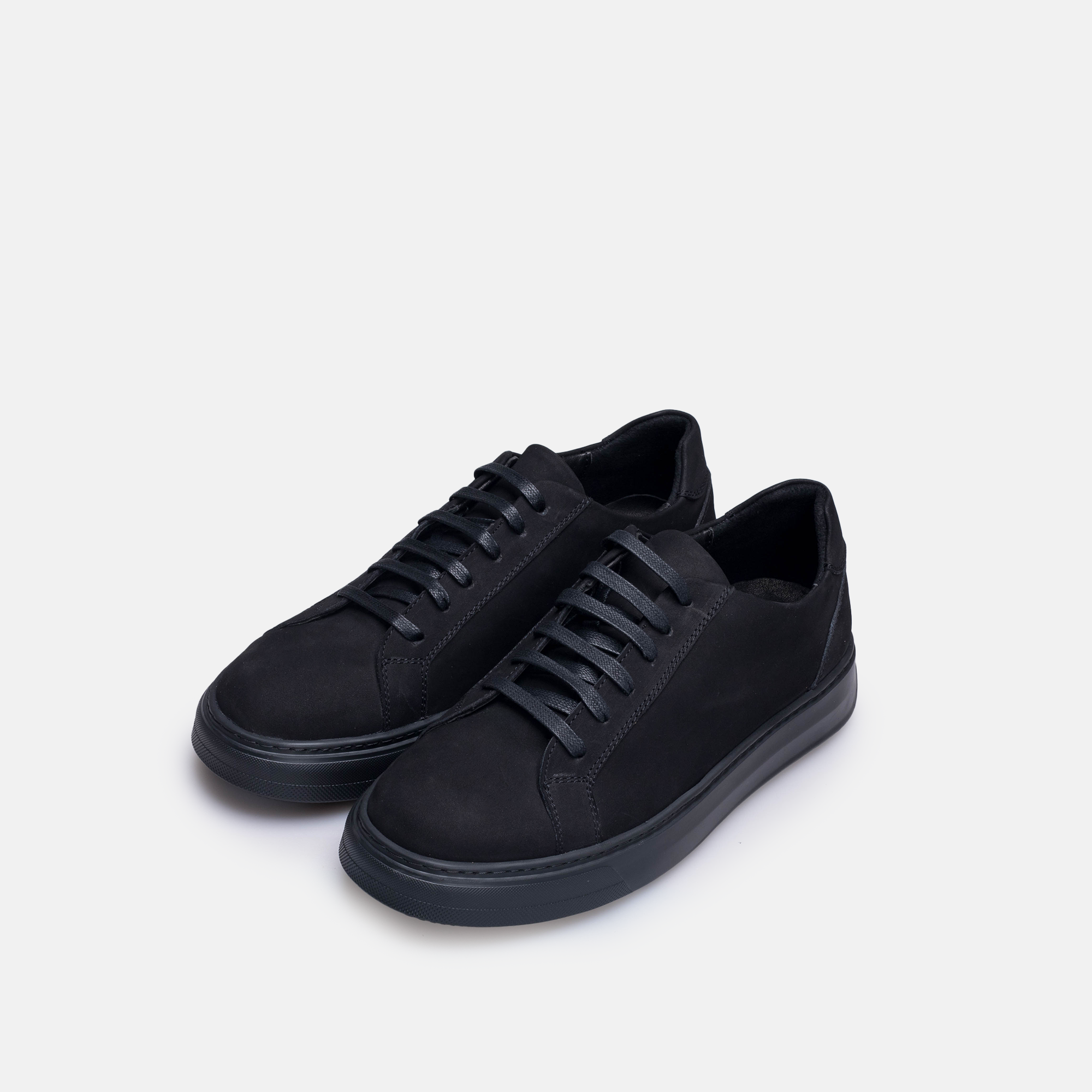 Volzak 6041 Basket en nubuck Noir