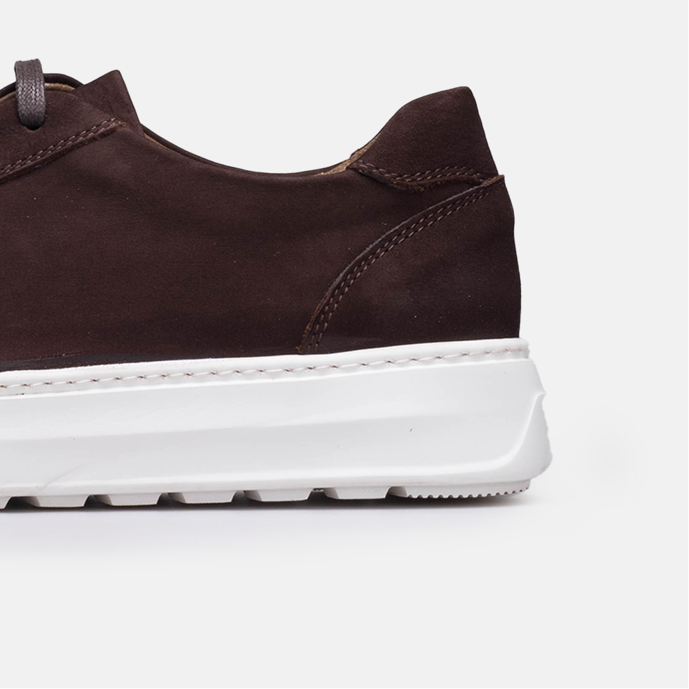 Volzak 6041 Nubuck sneaker Brown