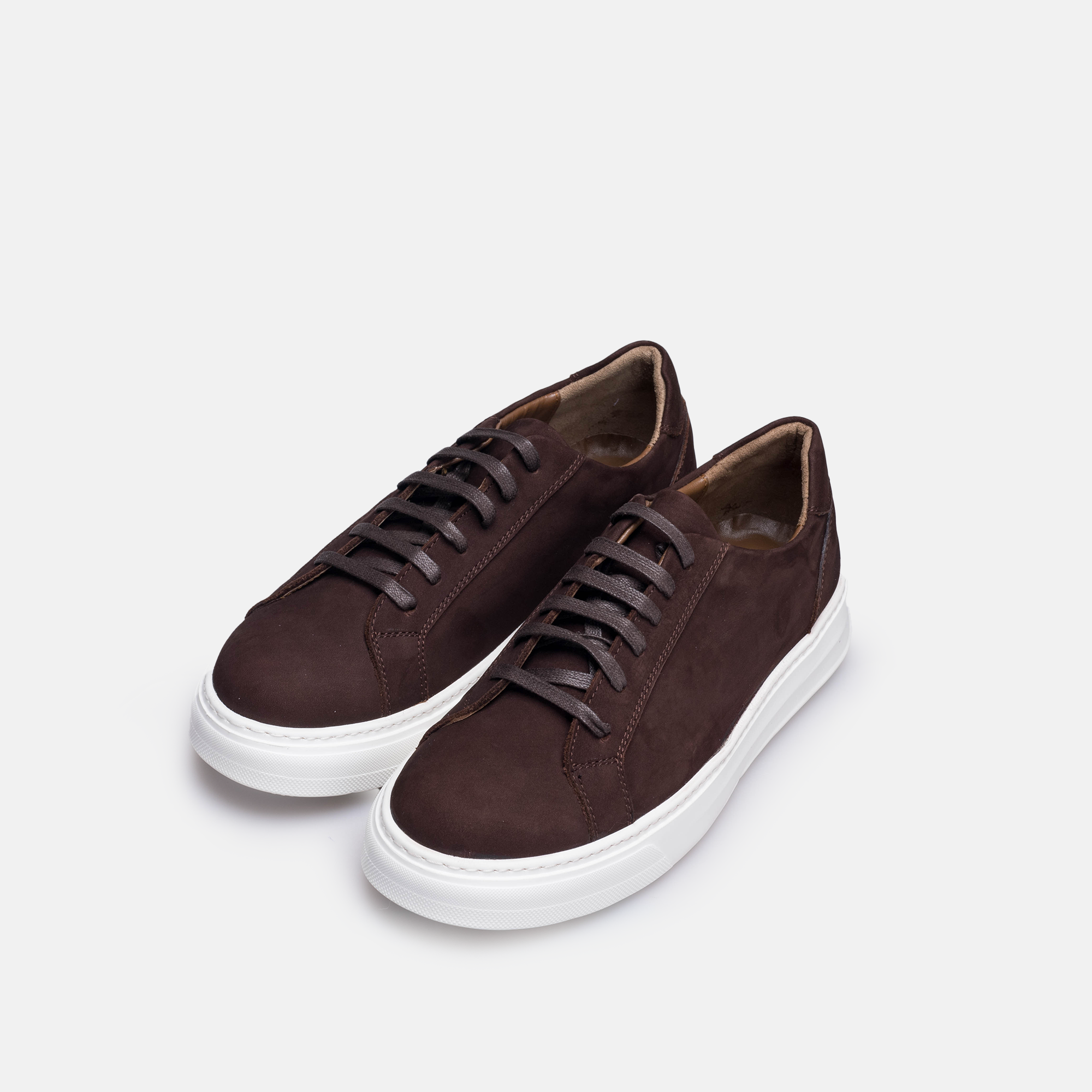 Volzak 6041 Basket en nubuck Marron