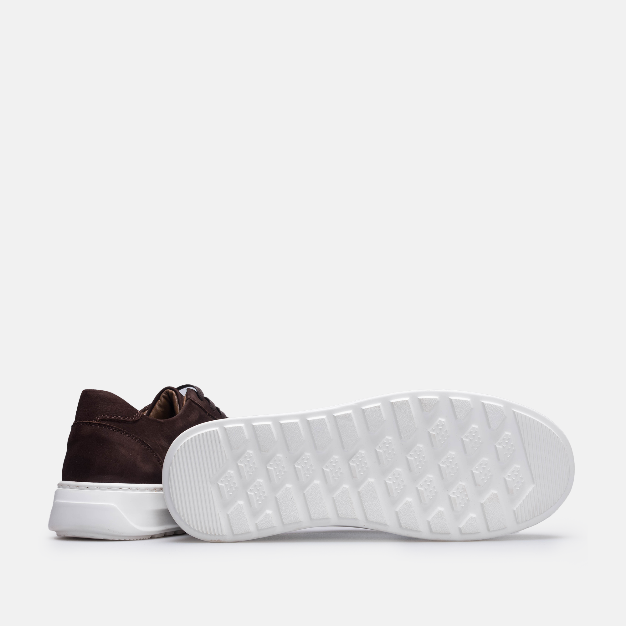 Volzak 6041 Nubuck sneaker Brown