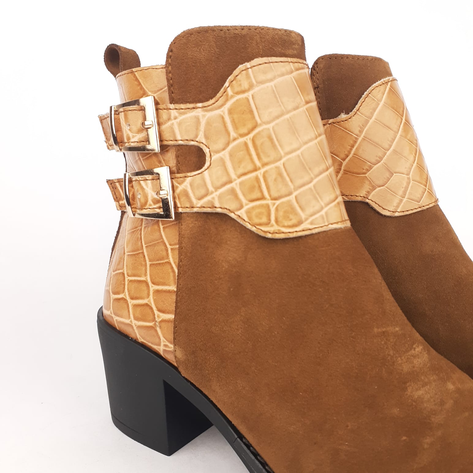 Volzak 1106 Bottine en daim Cajou