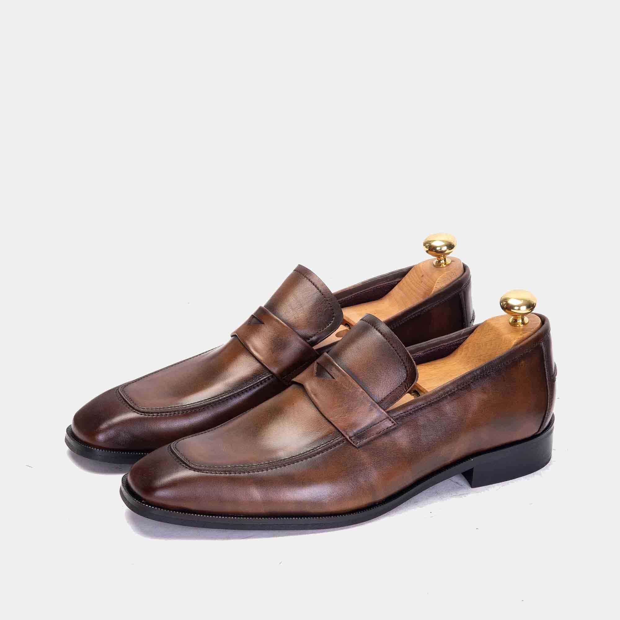 1303 Chaussure en cuir Marron vintage
