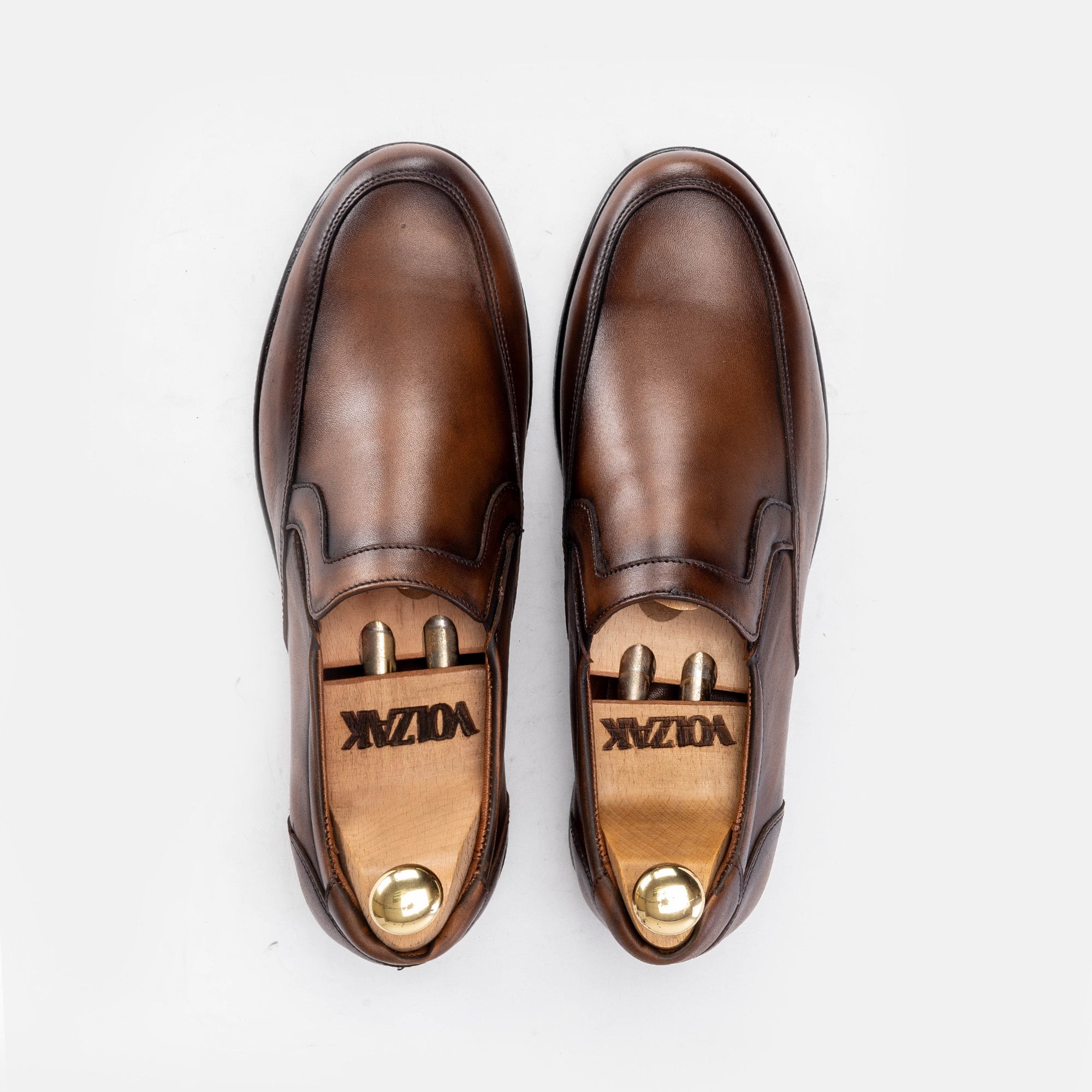 '''5156 Chaussure en cuir Marron Vintage