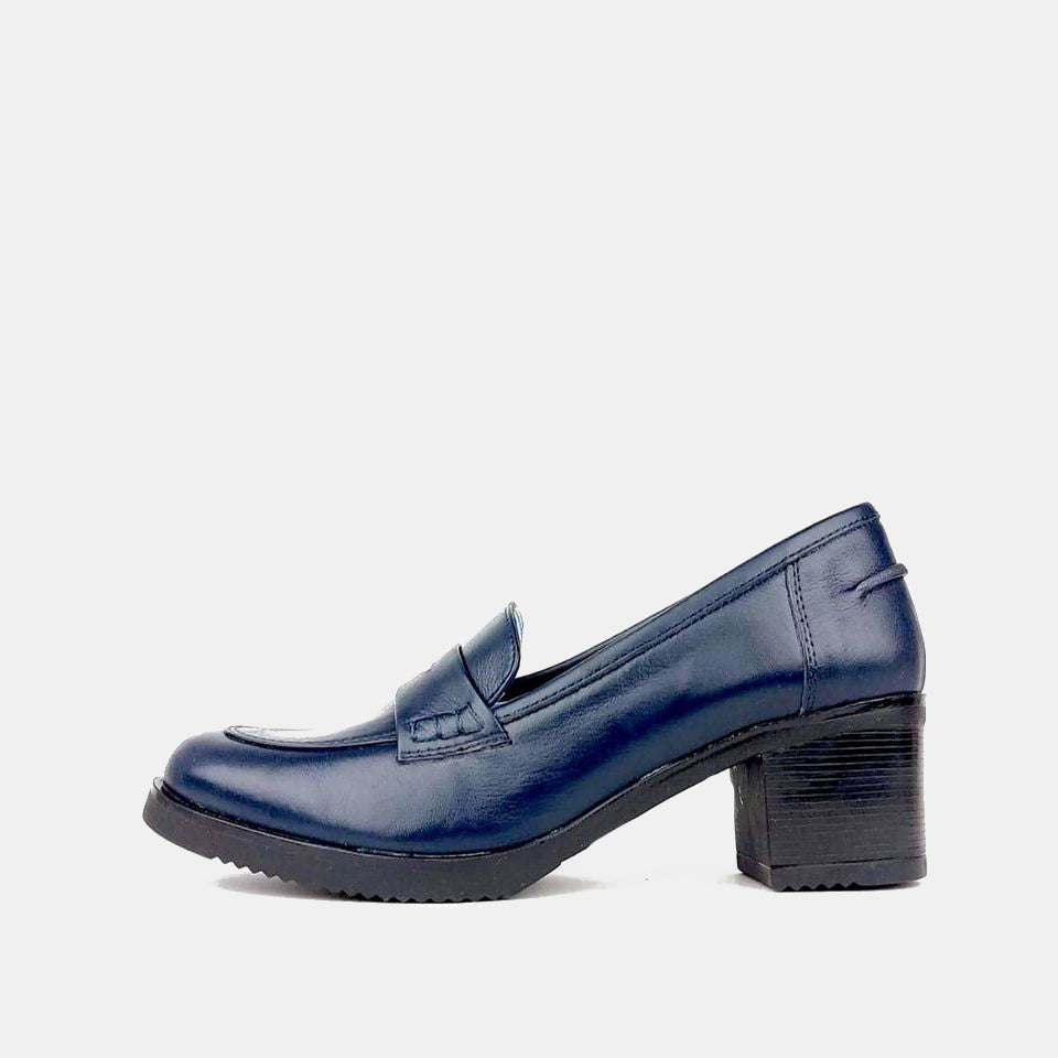 '806 chaussure en cuir bleu