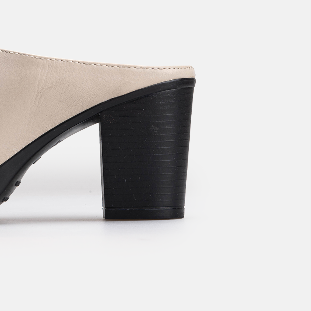 Volzak 686 Sabot à talon en cuir Beige