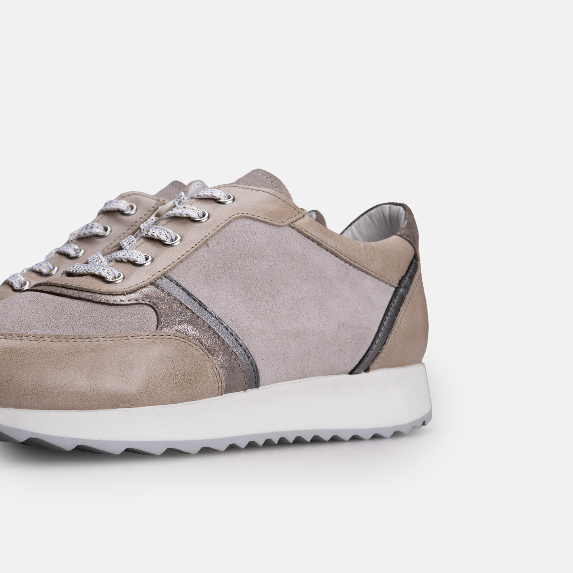 Volzak 700 Basket en daim Gris Beige