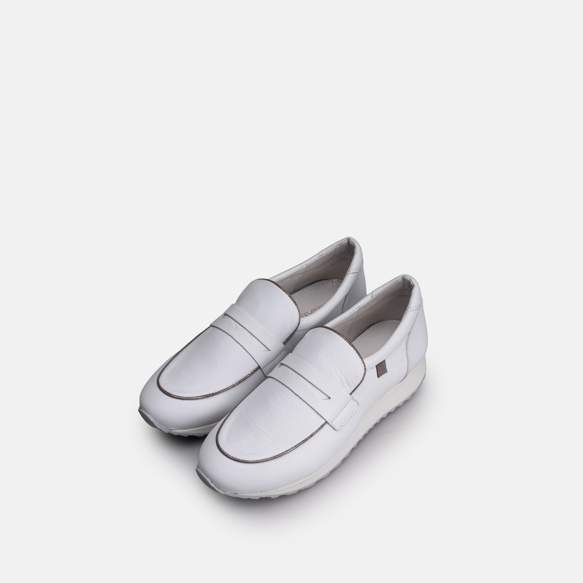 Volzak 702 Basket en cuir Blanc