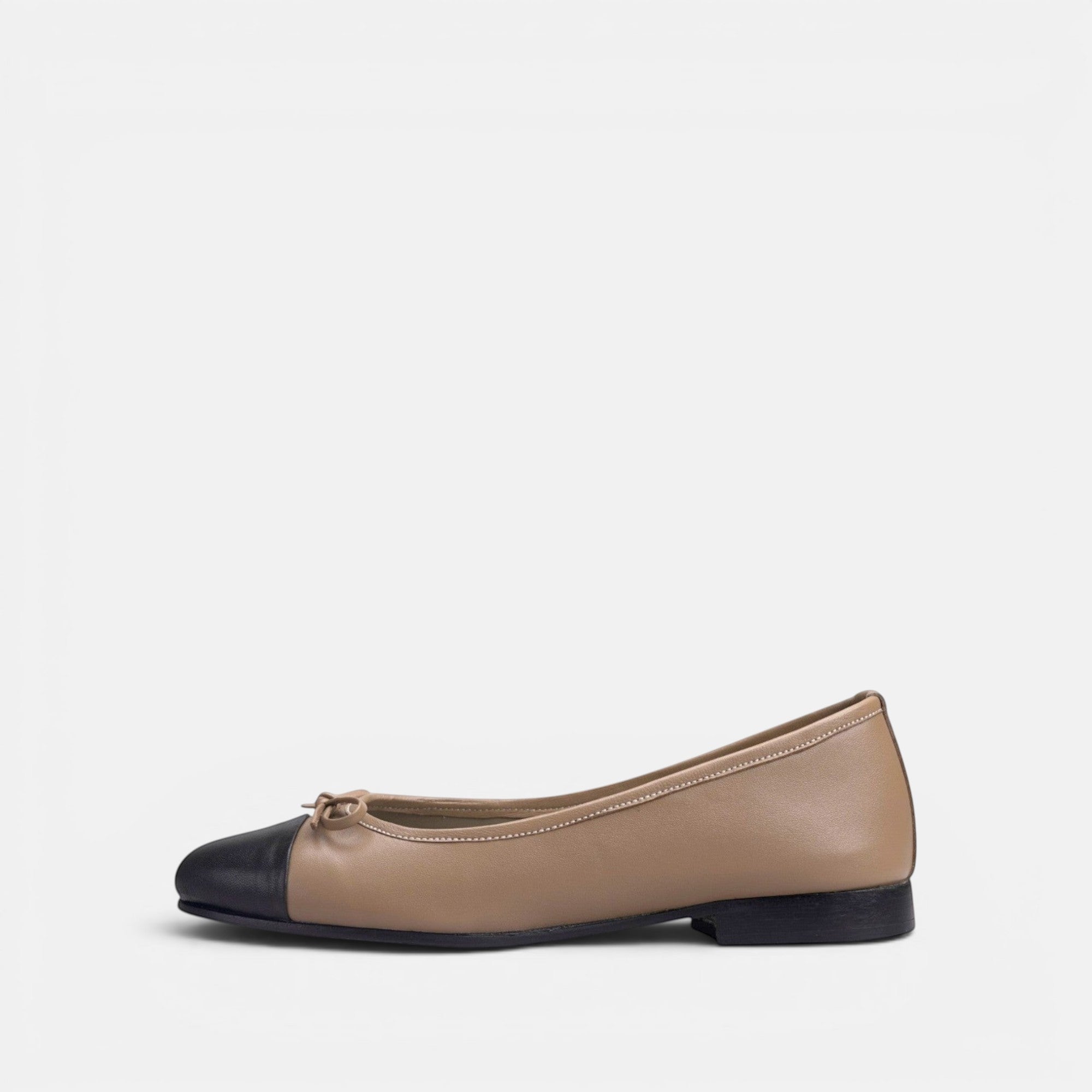 Volzak 078 Ballerine en cuir Beige