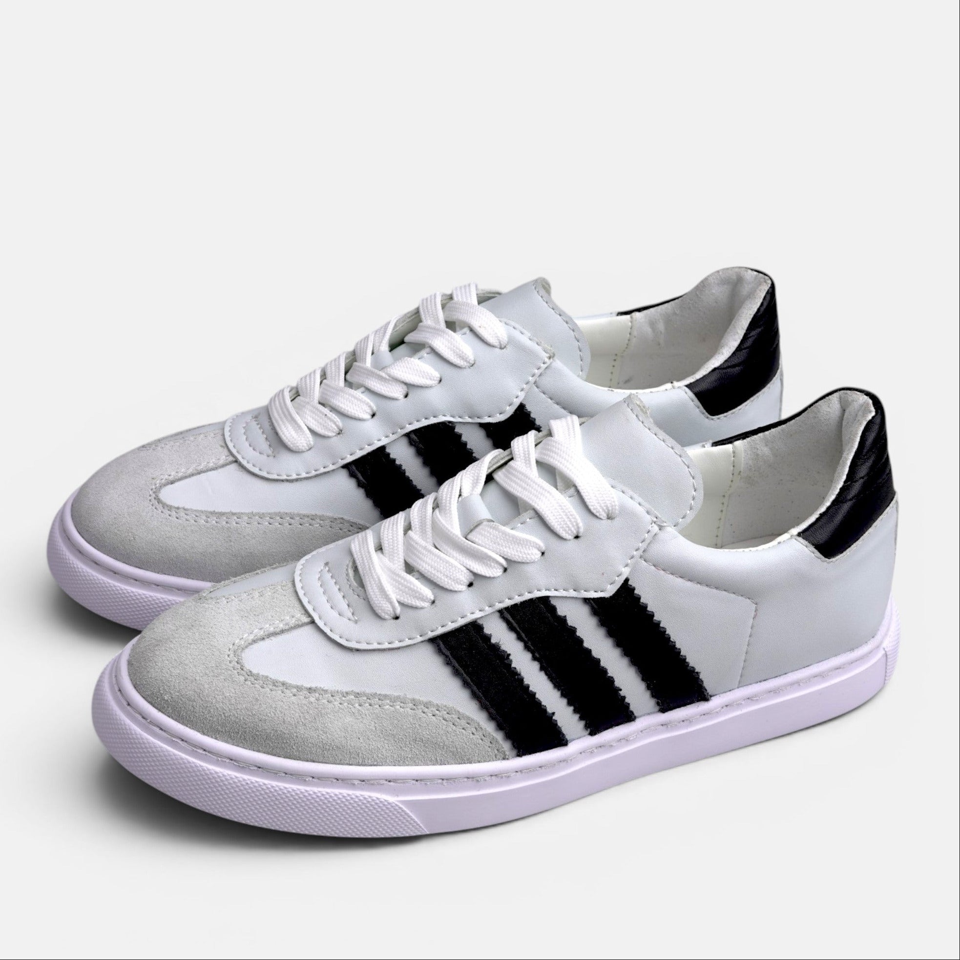 Volzak 714 Basket en cuir Blanc Noir