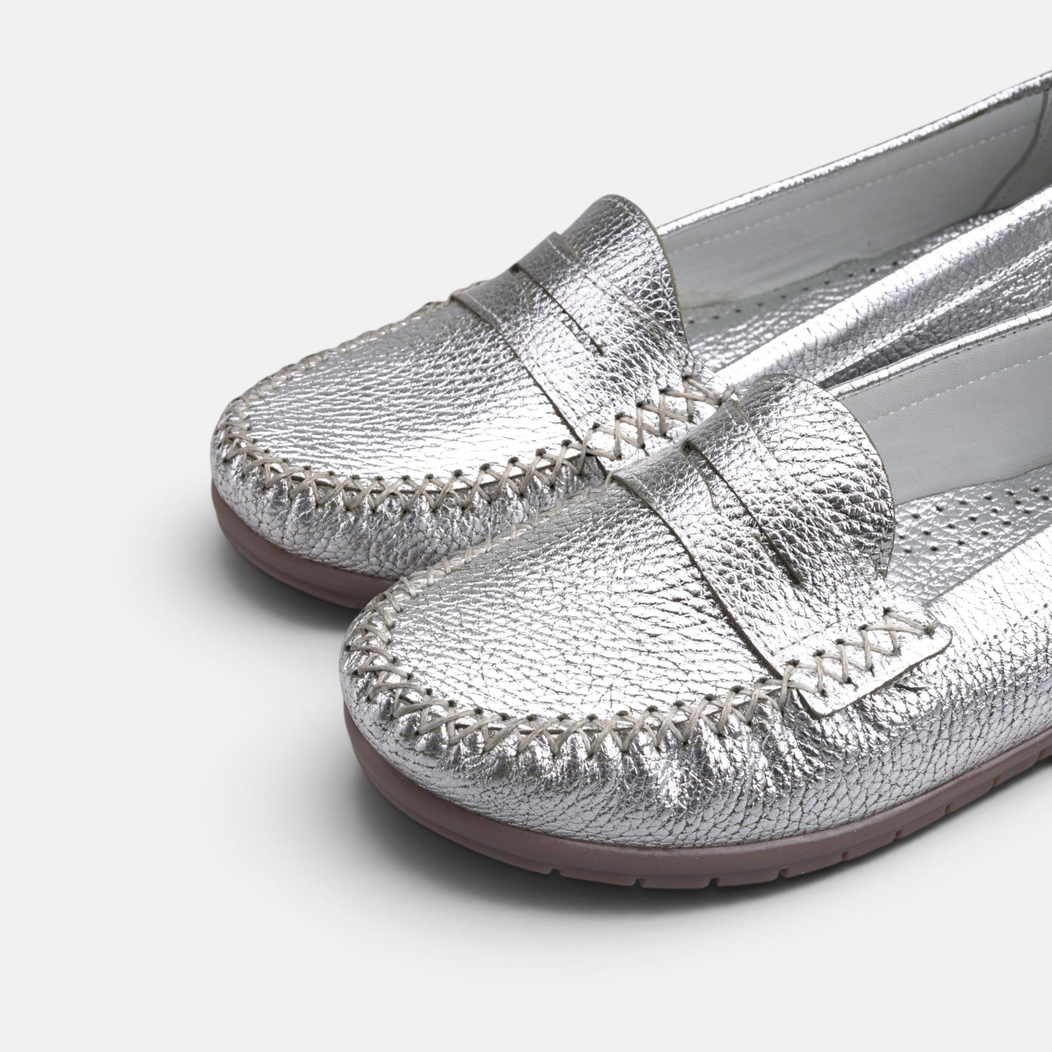 Volzak 897 Mocassin en cuir Argenté