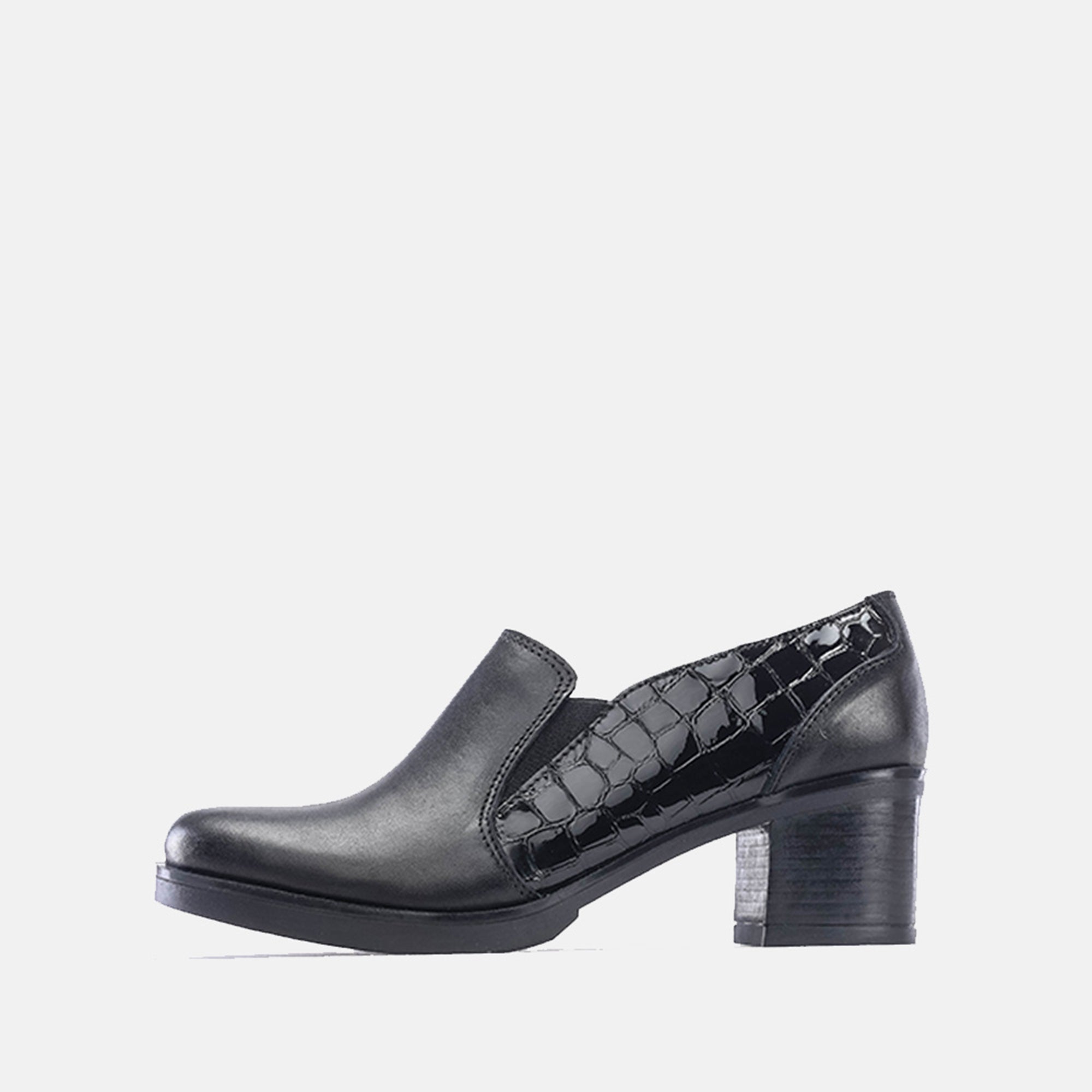 '041 chaussure en cuir noir