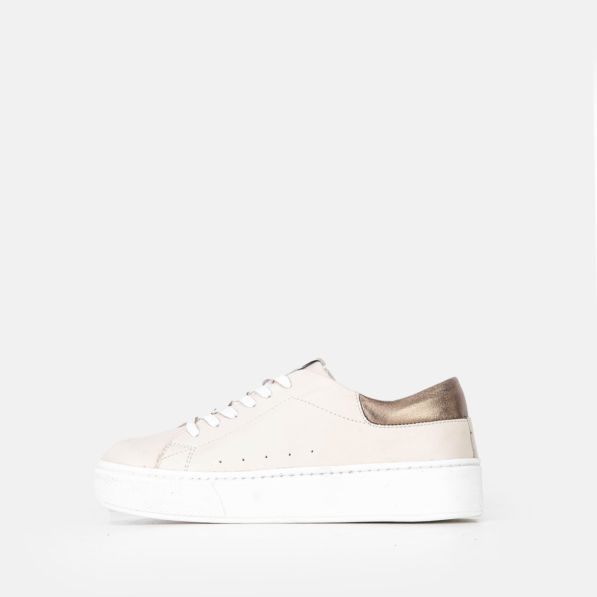 "'''2525 Basket en cuir Beige