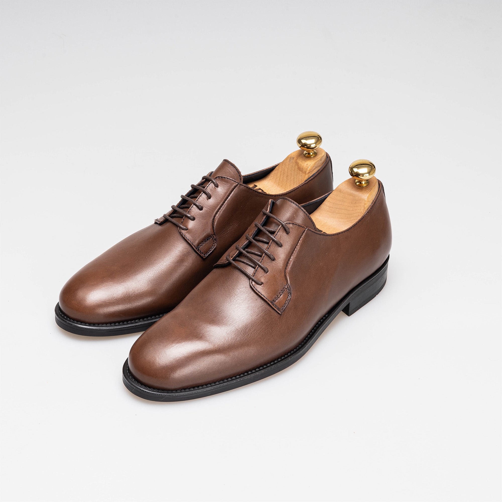 '''2165 Chaussure en cuir Marron