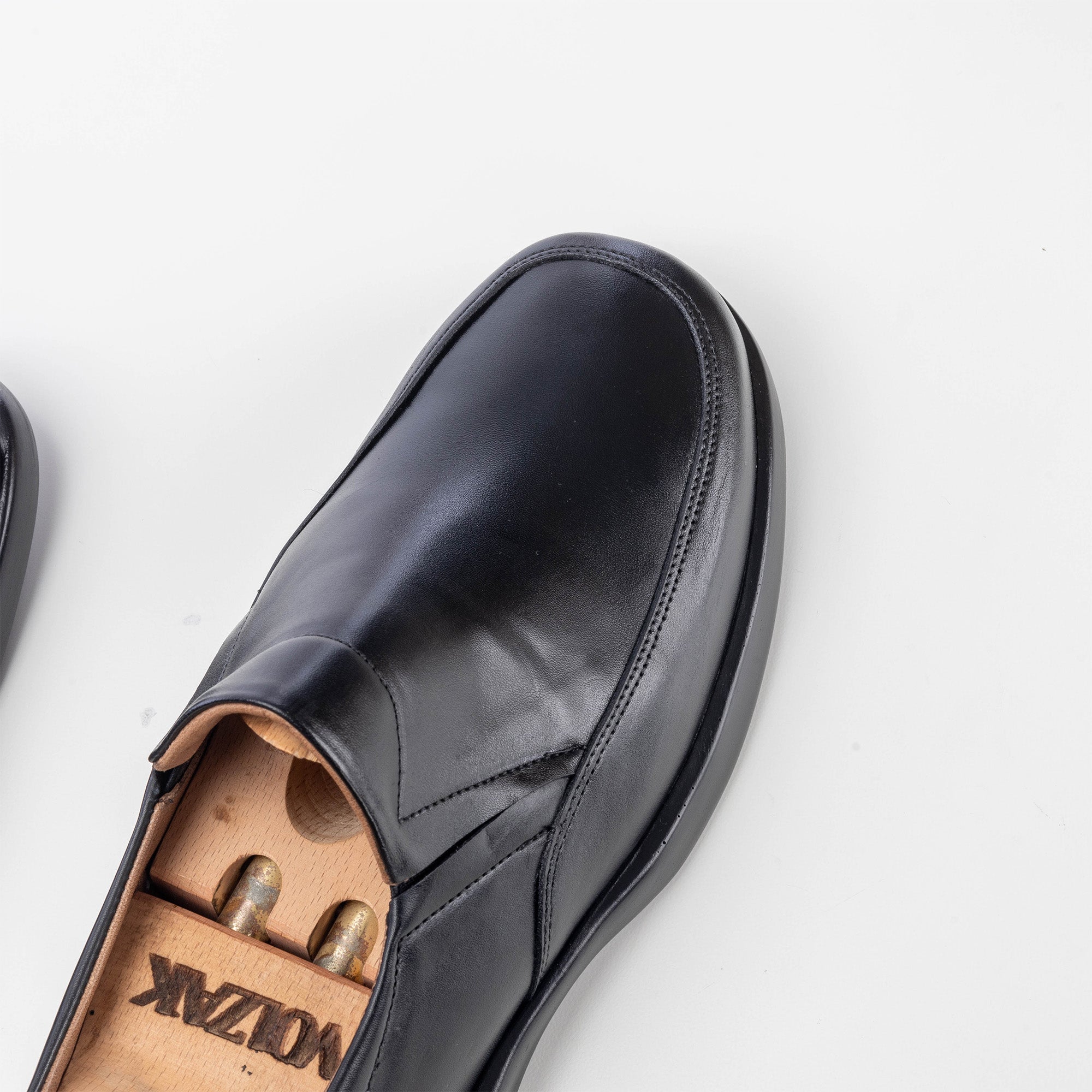 ''5170 chaussure médicale en cuir noir