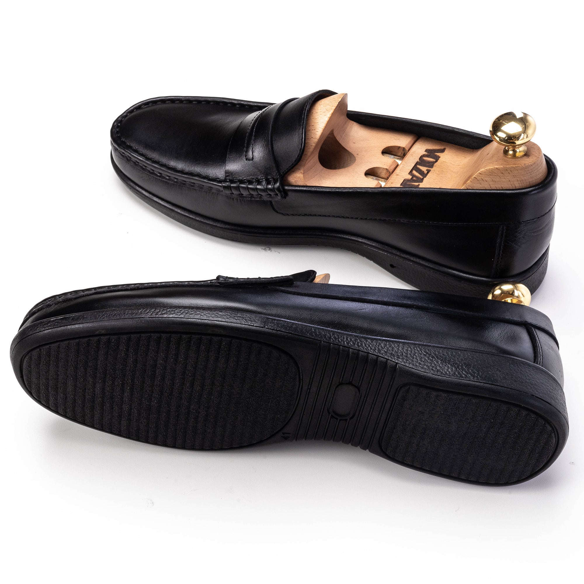 '''5212 Chaussure en cuir noir