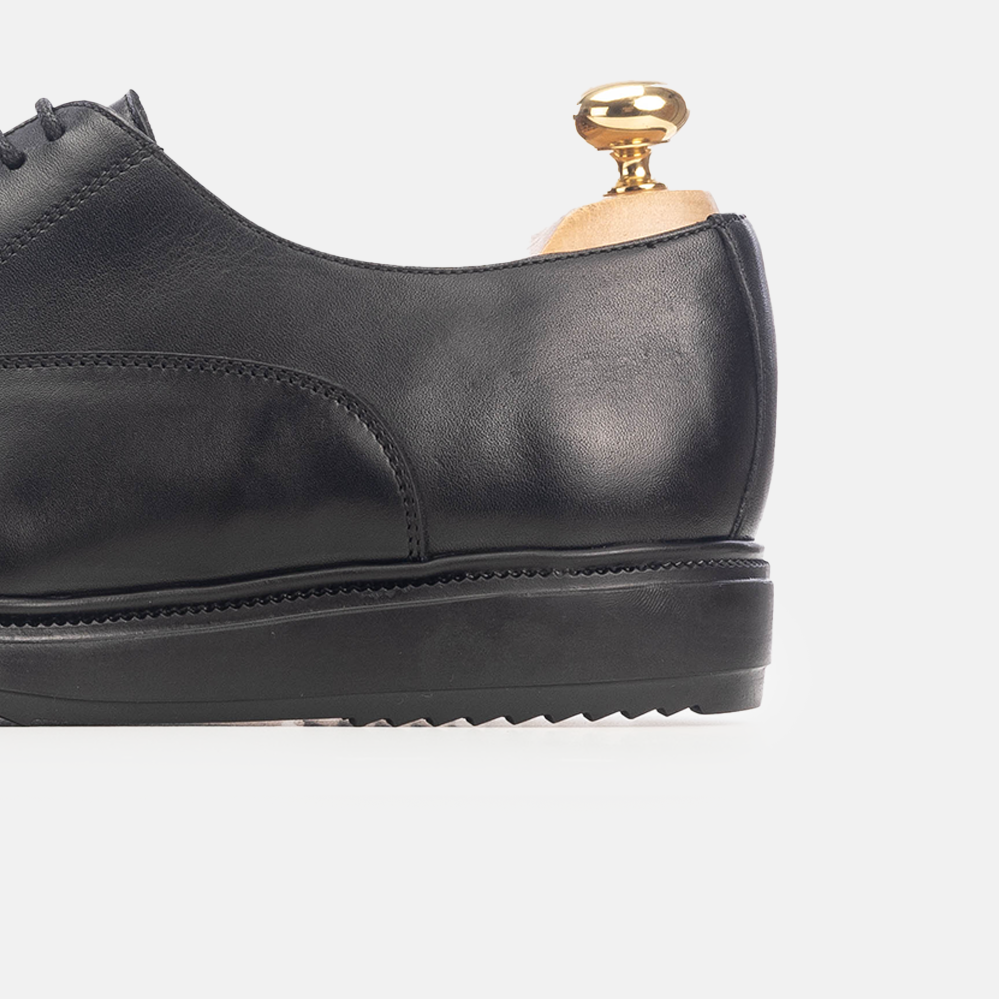 Volzak 5232 chaussure en cuir noir