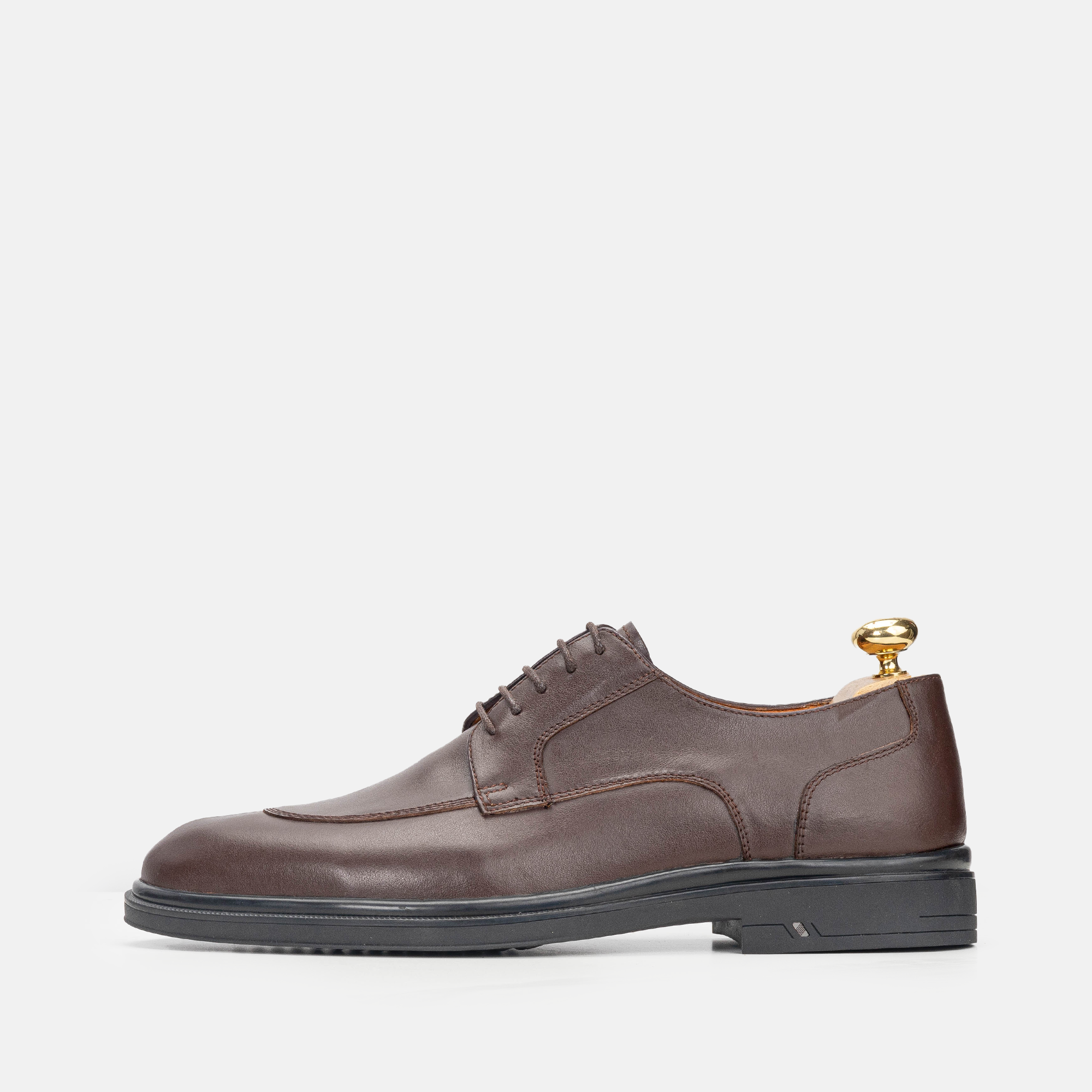 '''0704 Chaussure en cuir Marron