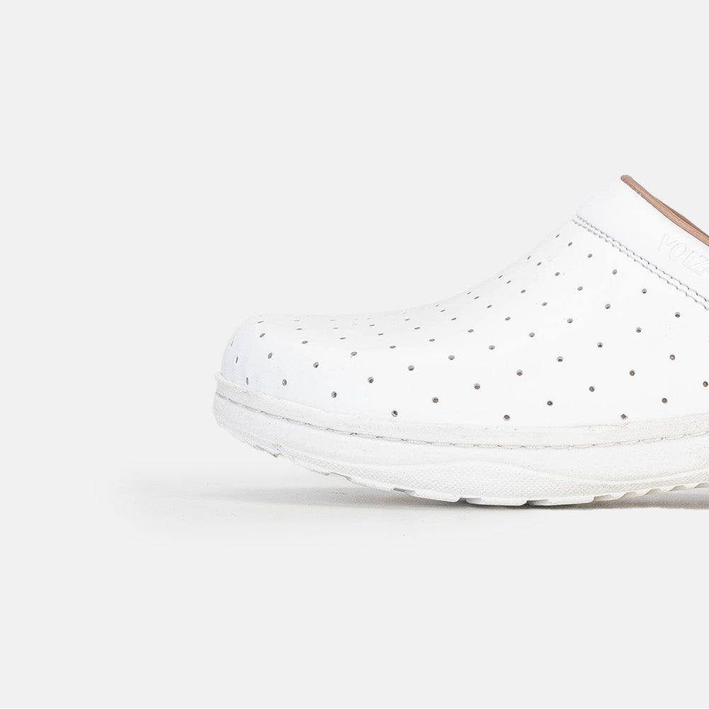 Volzak 015 Medical Leather Clog White