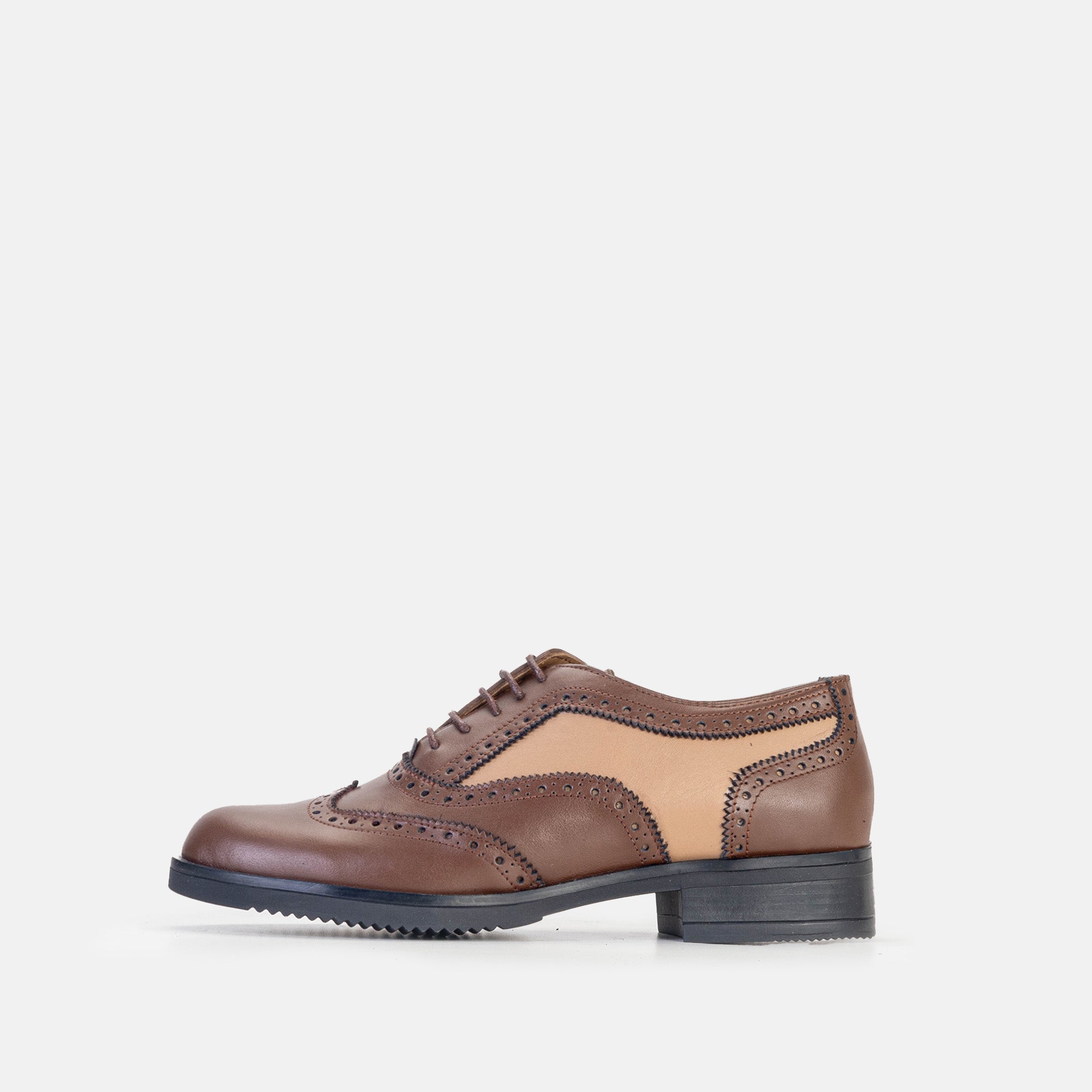 "106 Chaussure en cuir Marron