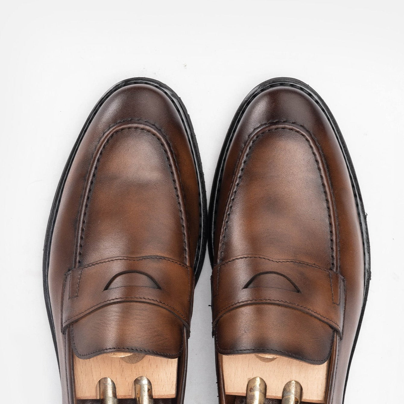 '''5158 chaussure cuir marron vintage