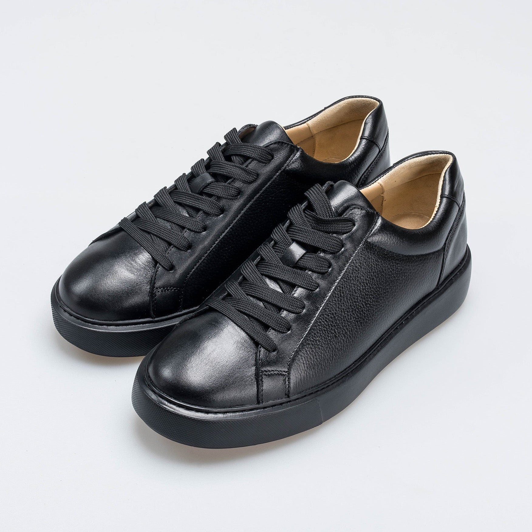 Volzak 1835 Basket en cuir Noir Grainé