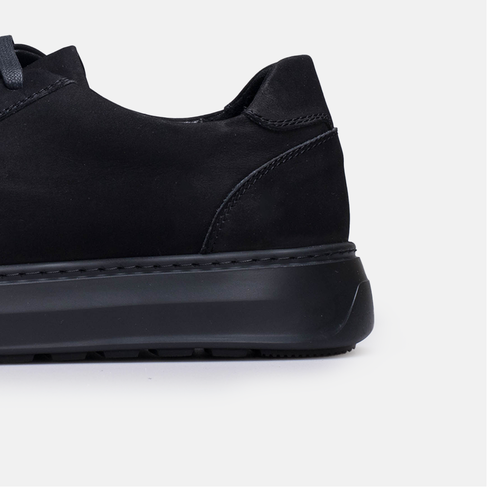 Volzak 6041 Basket en nubuck Noir