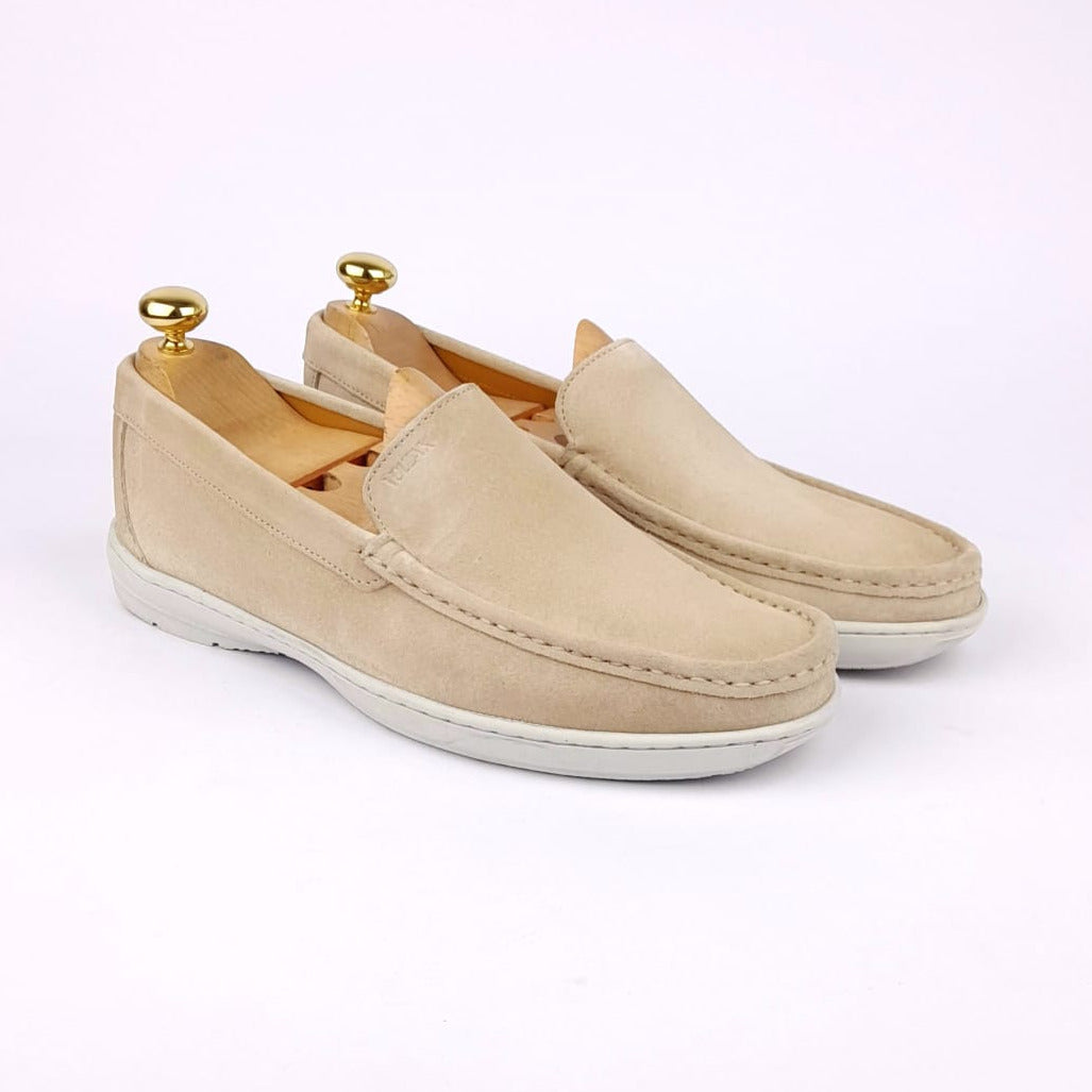 Volzak 03 Beige suede moccasin