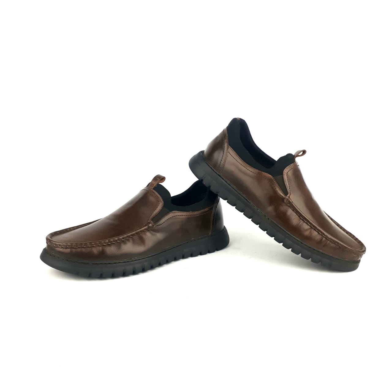 062 Chaussure en cuir Marron