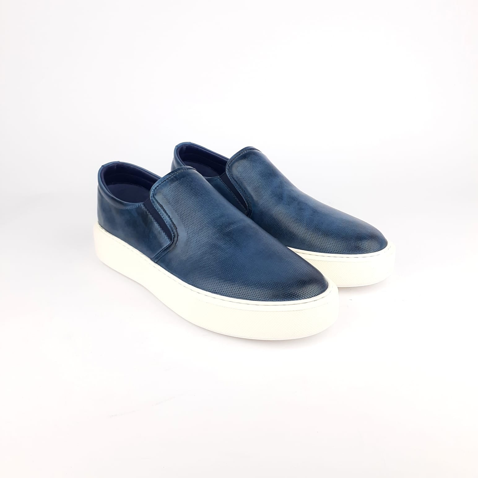 Volzak 6035 Basket en cuir Bleu ciel