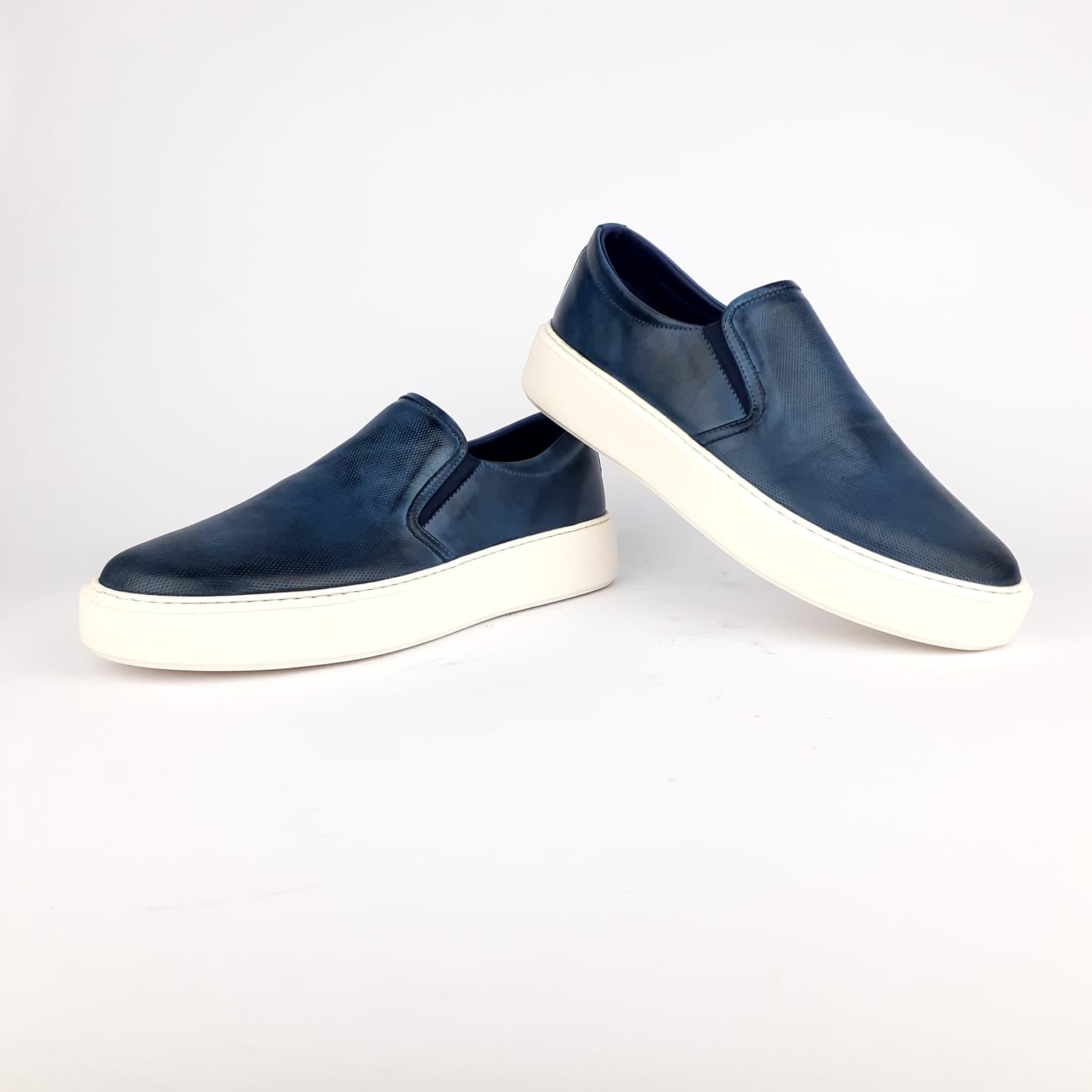 Volzak 6035 Basket en cuir Bleu ciel
